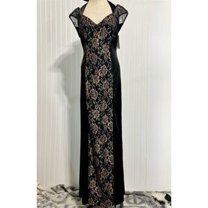 NWT Vfshow Black Lace Halter Gown XL Mermaid Gold Metallic Formal Evening Prom